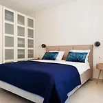 Cozy Mediterranian-style *