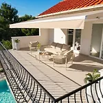 Cozy Mediterranian-style * Rogoznica (Sibenik-Knin)