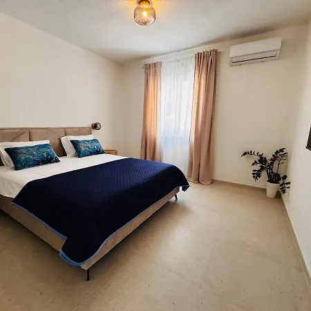 Cozy Mediterranian-style Villa *