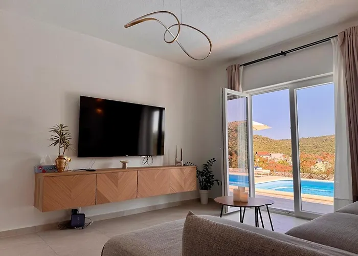 Cozy Mediterranian-style וילה