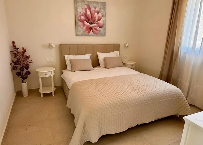 Cozy Mediterranian-style רוגוזניצה