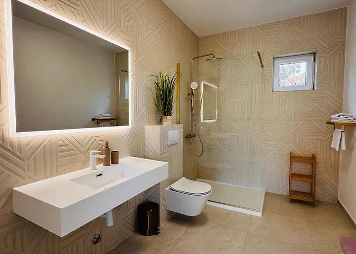 Cozy Mediterranian-style * Rogoznica (Sibenik-Knin)