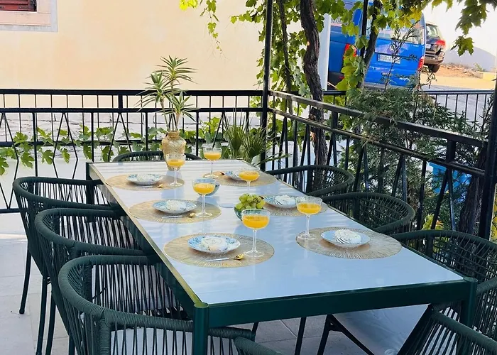 Villa Cozy Mediterranian-style Rogoznica (Sibenik-Knin)